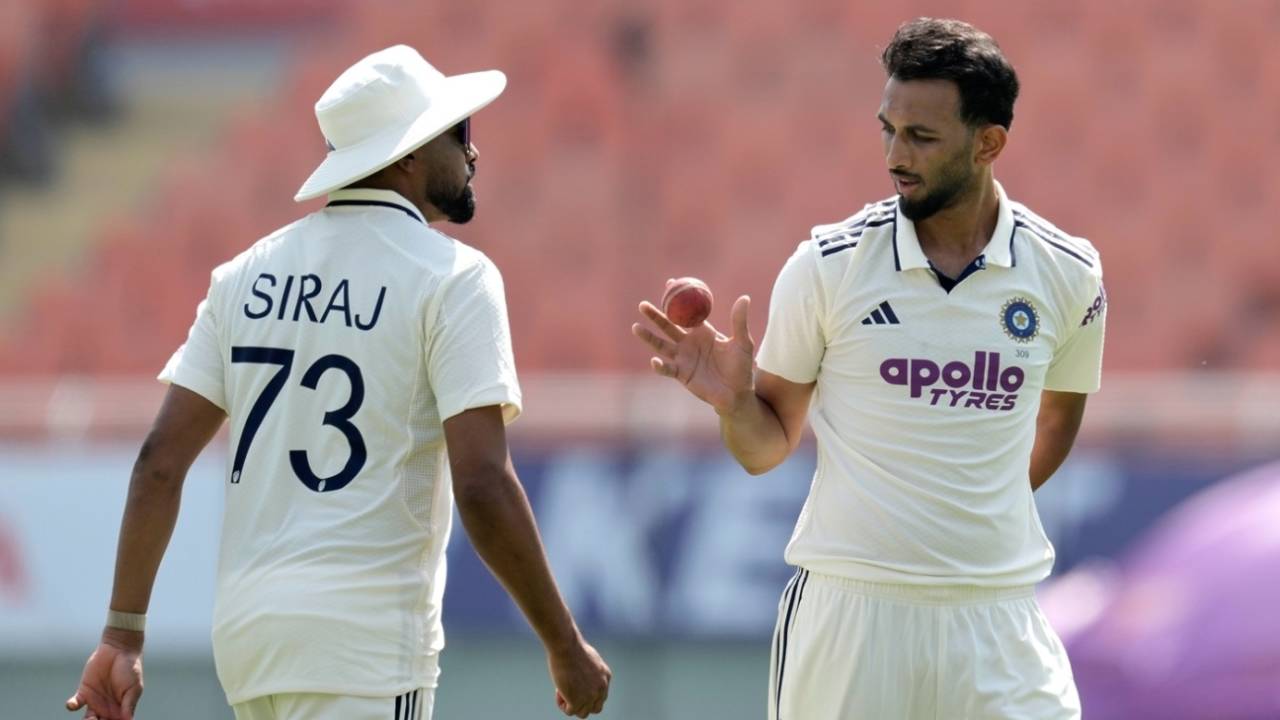 India's speedsters - Mohammed Siraj and Prasidh Krishna - have a chat, India vs Afghanistan, Only Test, 3rd day, New Chandigarh, June 8, 2026